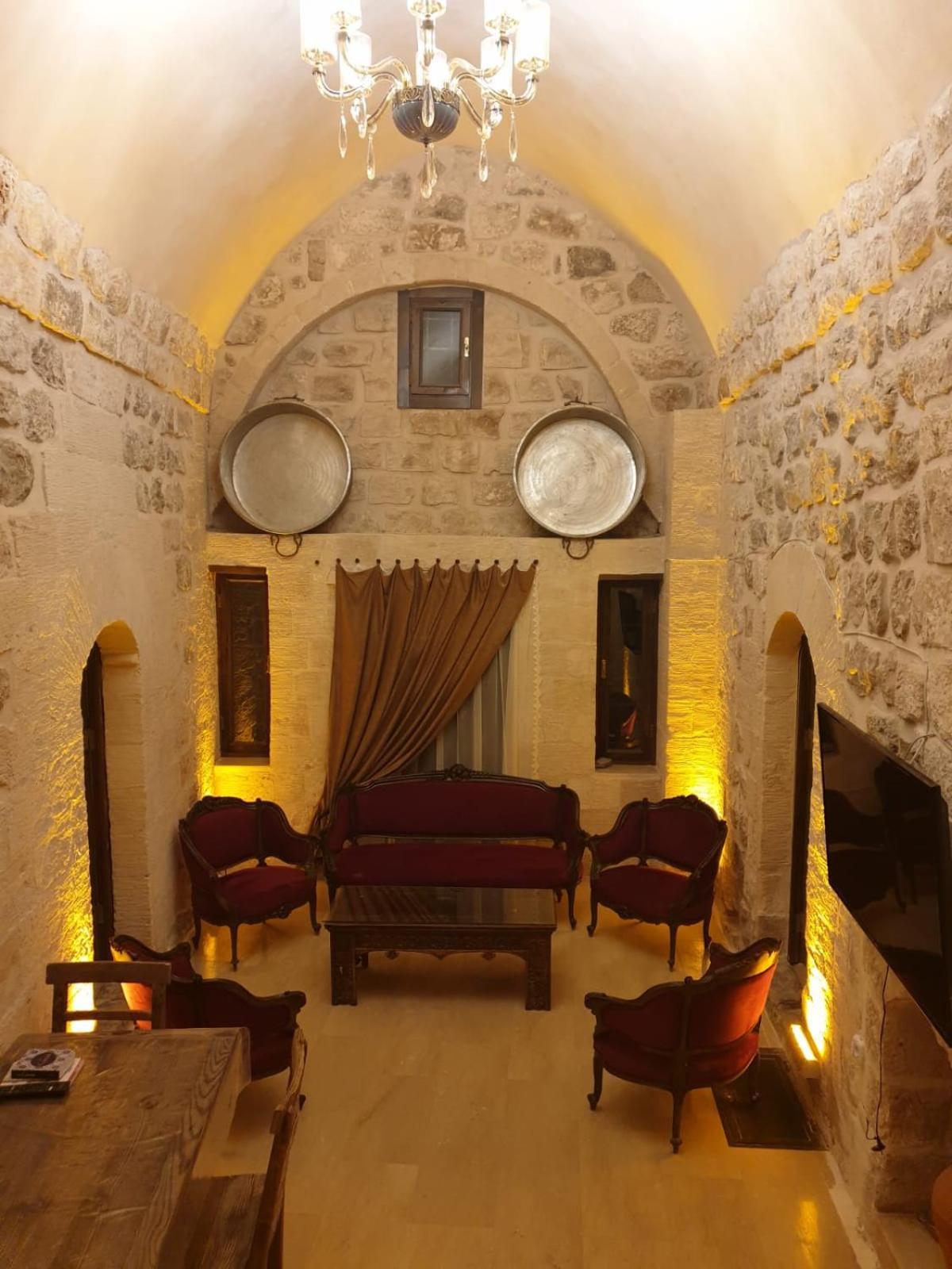Mardin Tarihi Ulu Cami Yani, Tarihi Konak Exterior foto
